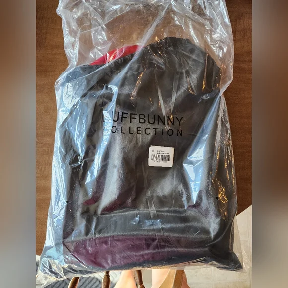 Buffbunny Gamechanger Backpack (OG version) - Mi Corazon with Gold Hardware - Picture 2 of 6